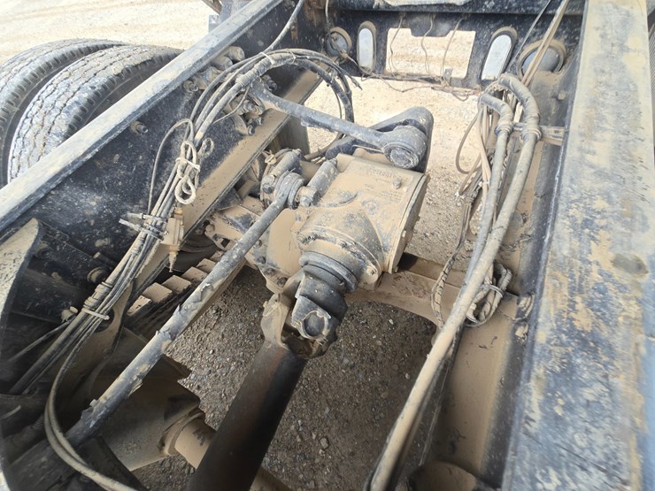 #24295-•-2011-mack-gu713-dump-truck-image-95