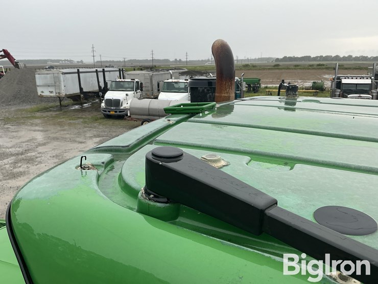 2010-john-deere-9330-image-12