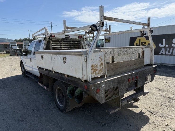 2016-ford-f350-sd-xlt-image-6