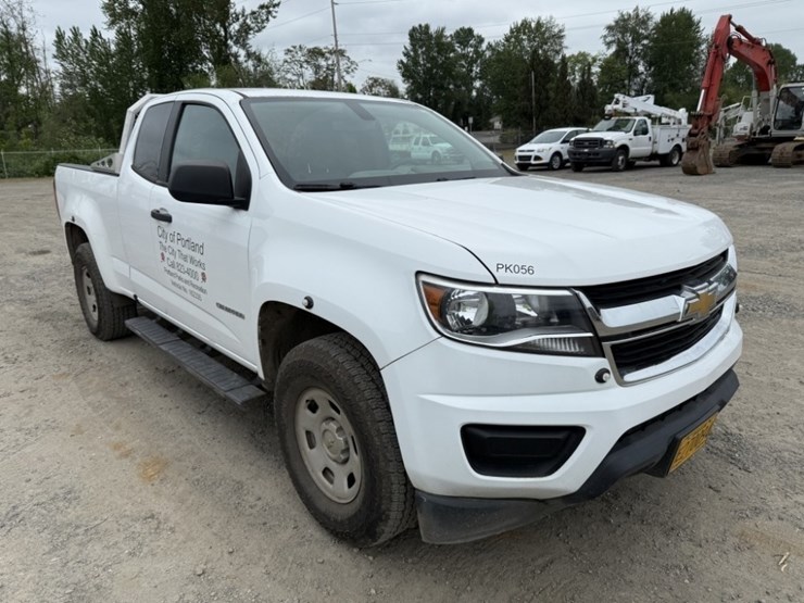 2016-chevrolet-colorado-image-2