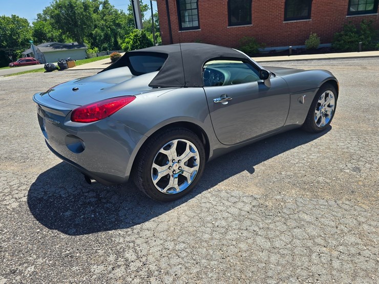 #24025-•-2007-pontiac-solstice-gxp-convertible-image-15