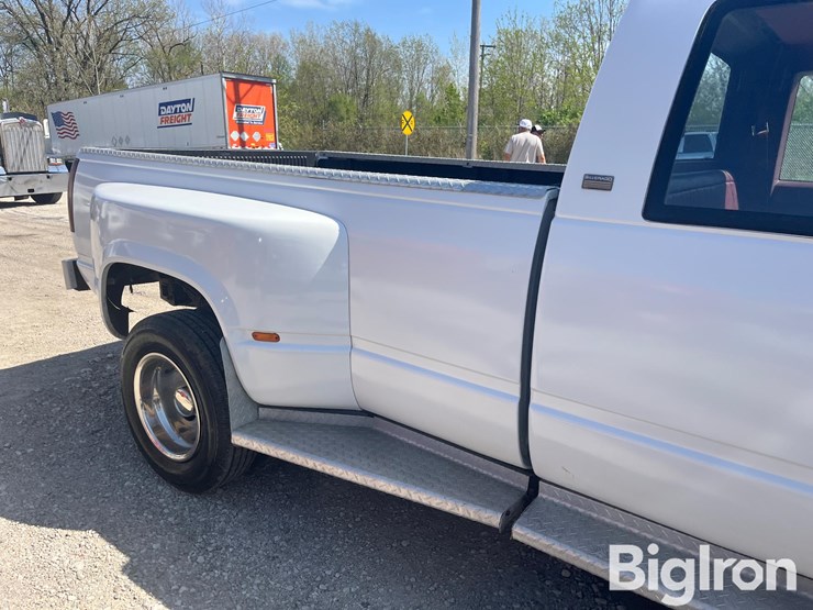 1989-chevrolet-c3500-2wd-extended-cab-pickup-image-17