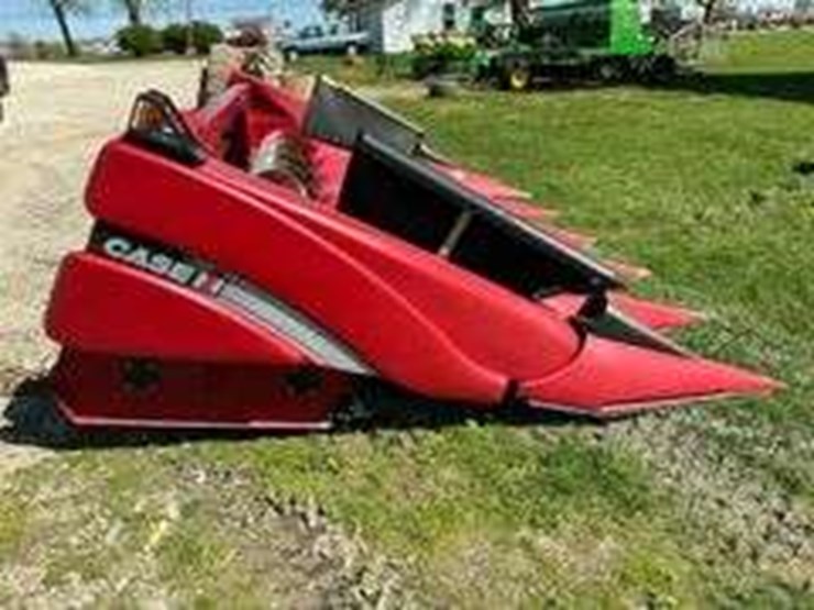 2011-case-ih-3206-image-3
