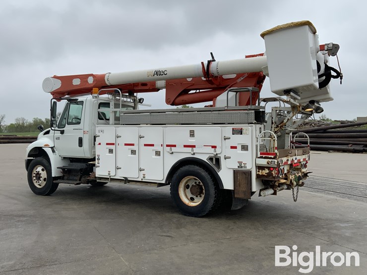 2007-international-durastar-4400-image-7