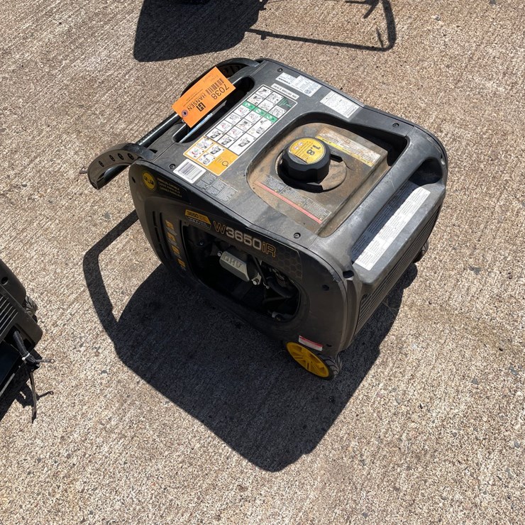 #7038 • Firman W3650iR Portable Generator