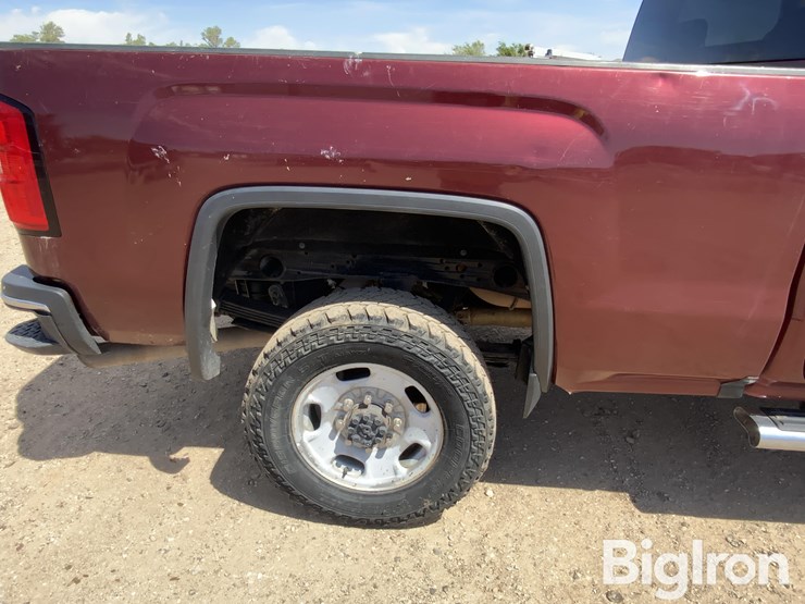 2016-gmc-sierra-2500-image-19