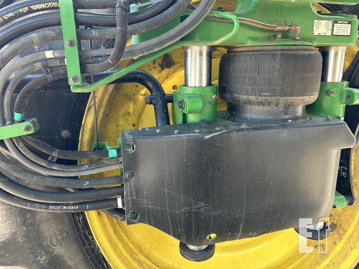 2020-john-deere-r4045-image-28