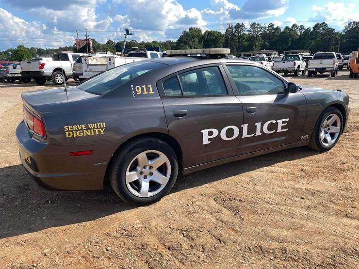 2014-dodge-charger-4-door-police-cruiser-(126,859-miles)-image-3