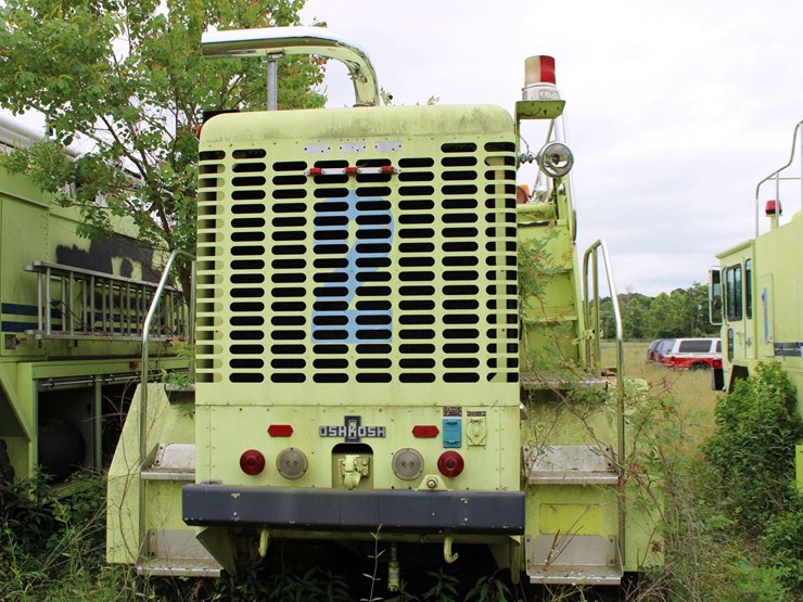 1991-oshkosh-t1500-image-9