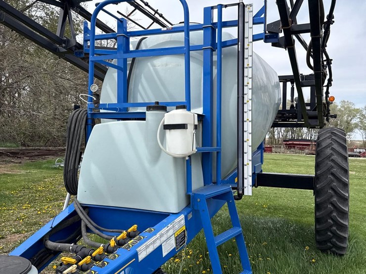 new-holland-s1070-image-24