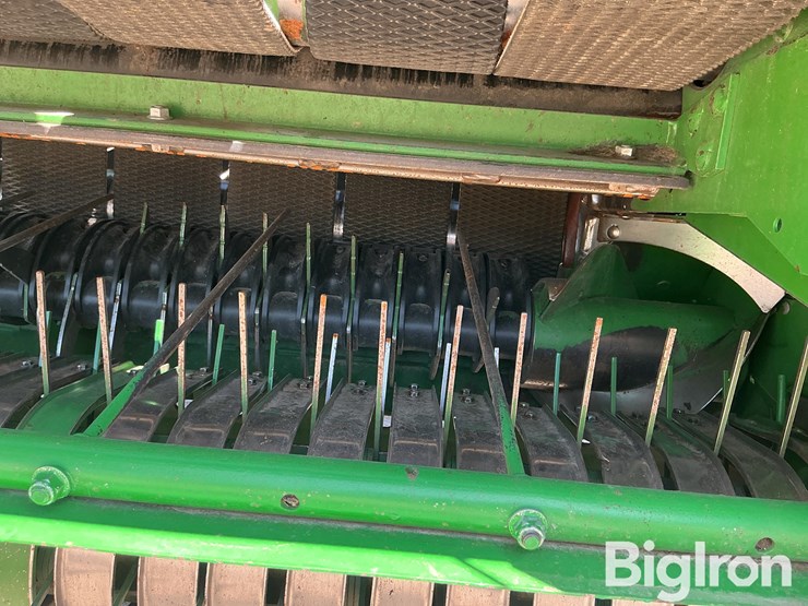 2021-john-deere-560r-image-18