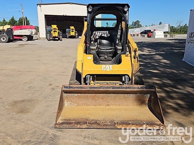 2015-caterpillar-257d-image-8