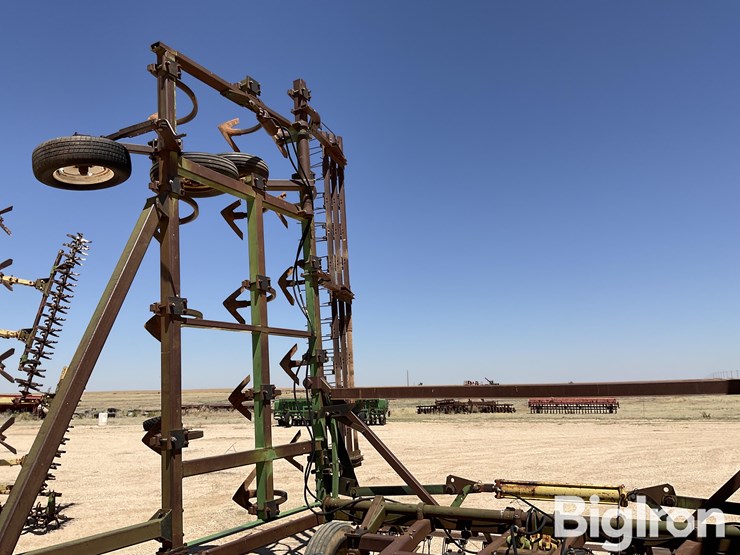 john-deere-1610-image-16