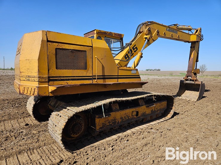 liebherr-r925-image-5