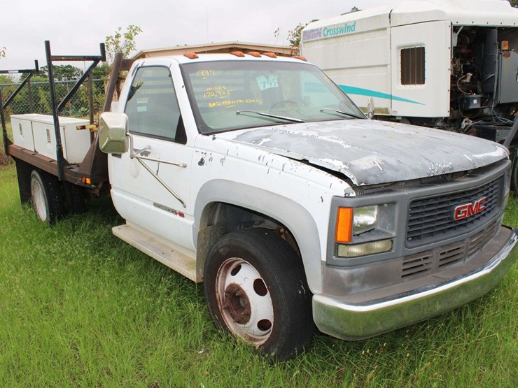 1997-gmc-3500-image-3