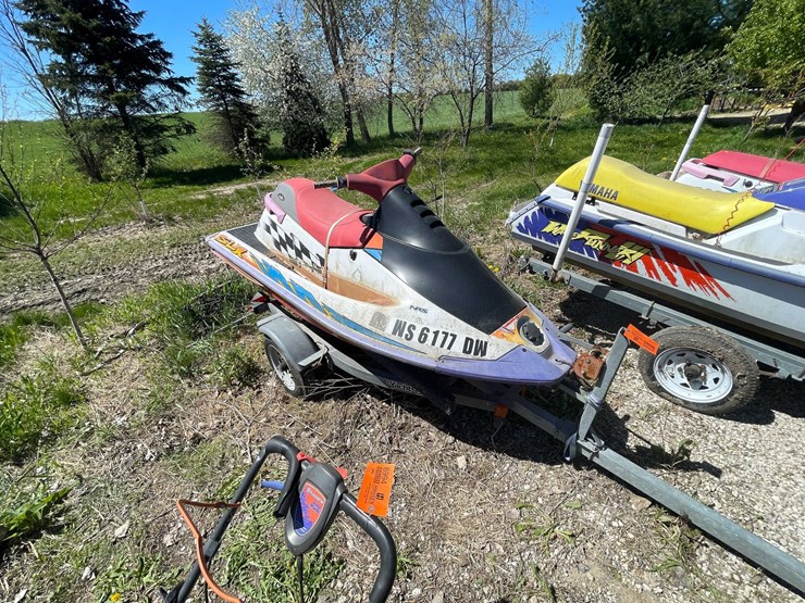 #6995-•-jet-ski-and-trailer-image-2