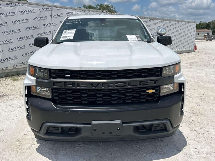 2022-chevrolet-silverado-1500-image-26