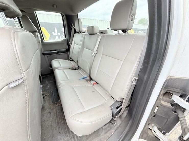 2018-ford-f150-xl-image-23