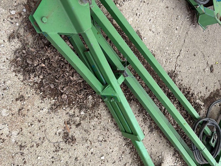 john-deere-7000-image-3