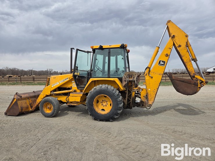 deere-410b-image-8