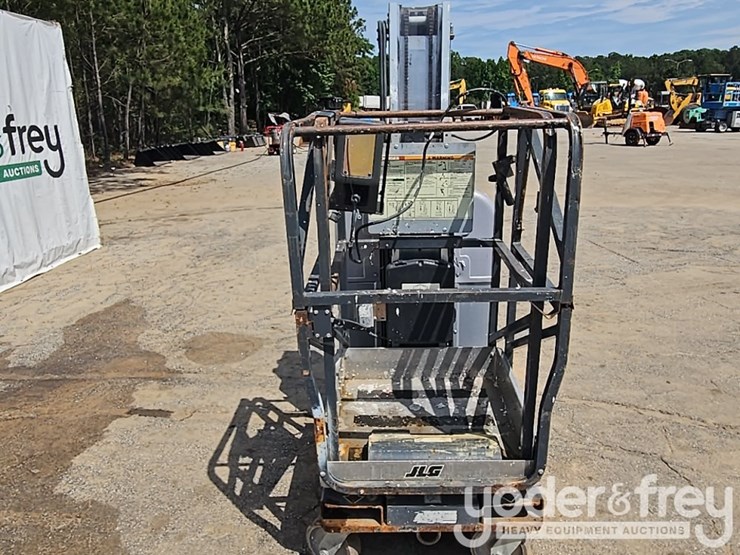 2017-jlg-20mvl-image-7