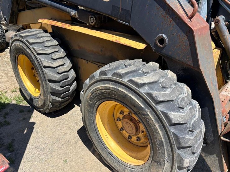 new-holland-lx885-image-5
