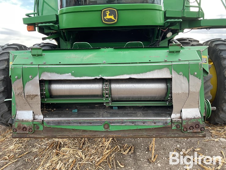 2004-john-deere-9760-sts-image-9