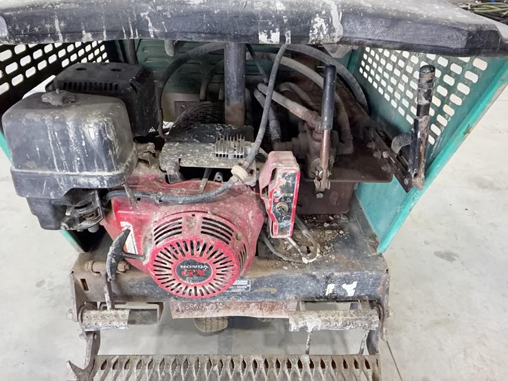 whiteman-wbh-10-concrete-buggy-image-9