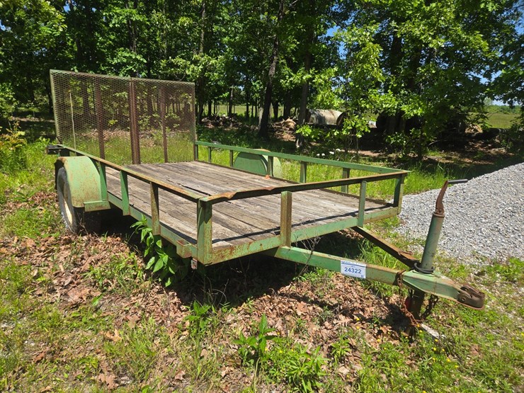 #24322-•-12'-flatbed-trailer-image-1