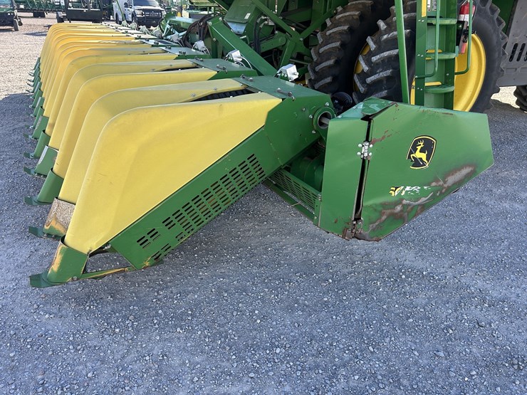 2018-john-deere-cs690-image-15