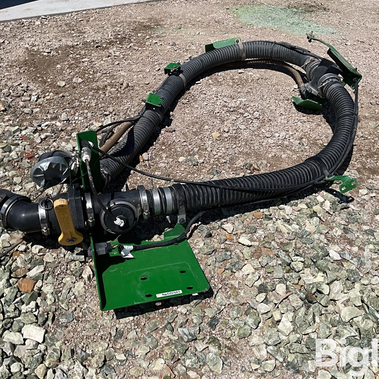 JOHN DEERE R