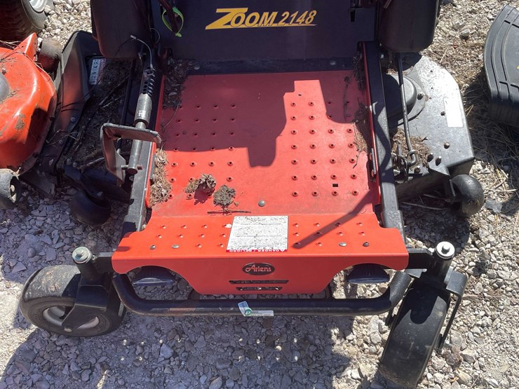 #6961-•-ariens-zero-turn-riding-lawn-mower-image-13