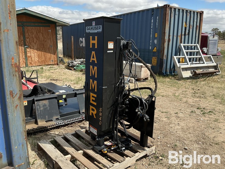 danuser-sm40-skid-steer-post-pounder-image-1