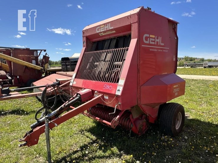 gehl-2880-image-1