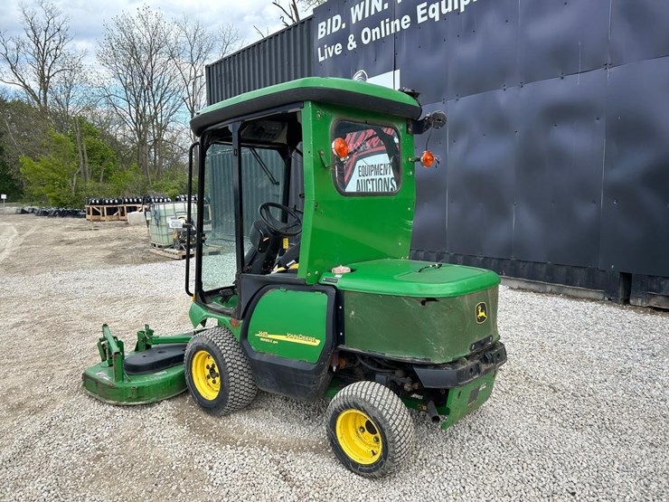 john-deere-1445-image-2