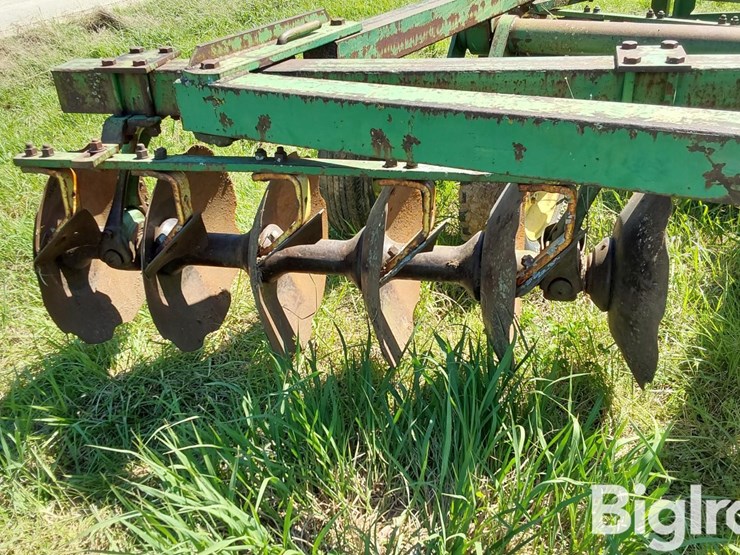 john-deere-12-image-20