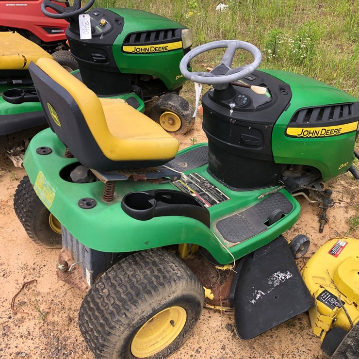 JOHN DEERE D110