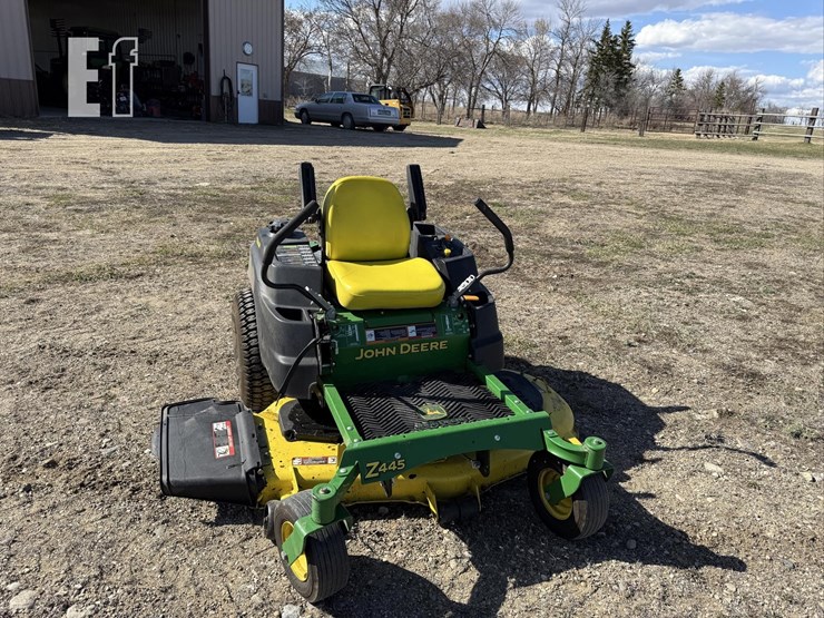 john-deere-z445-image-16