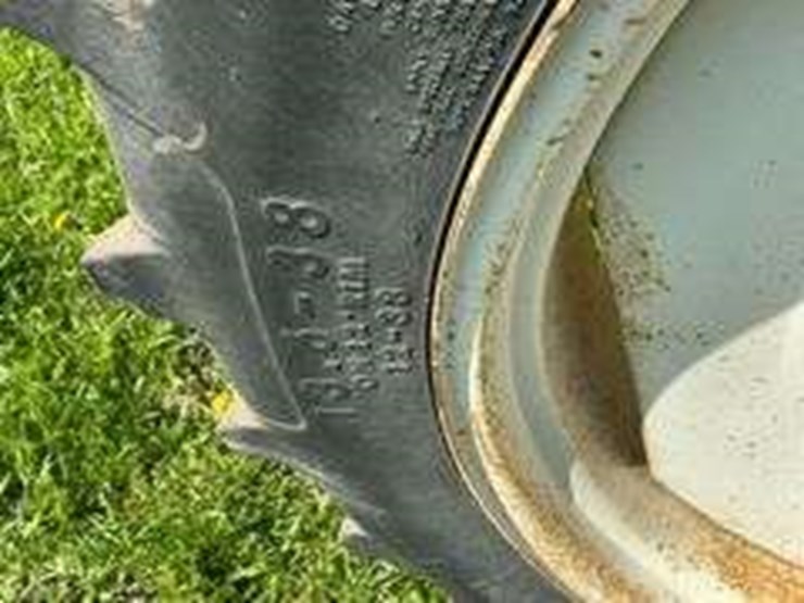 hardi-1000navigator-pull-type-sprayer,-1000-gal.-image-13