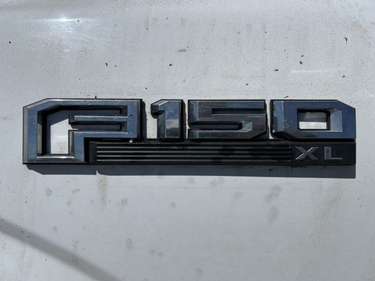 2016-ford-f150-xl-image-10