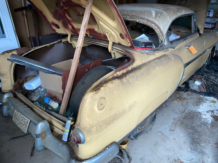 #7080-•-1954-pontiac-star-chief-catalina-style-*must-be-trailered*-(has-mn-title)-image-15