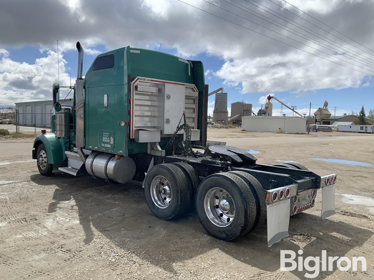 2005-kenworth-w900l-image-7