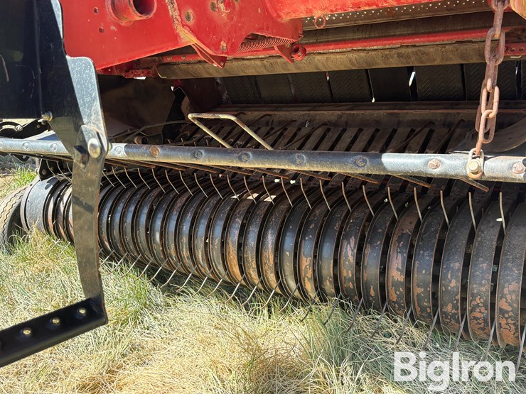 2003-case-ih-rbx562-image-11