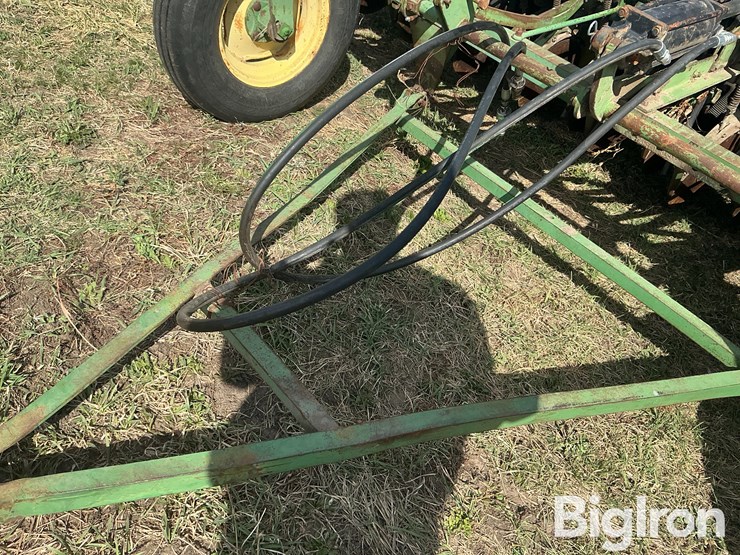 john-deere-model-a-image-10