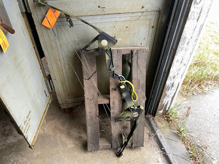#7085-•-jennings-compound-bow-image-7