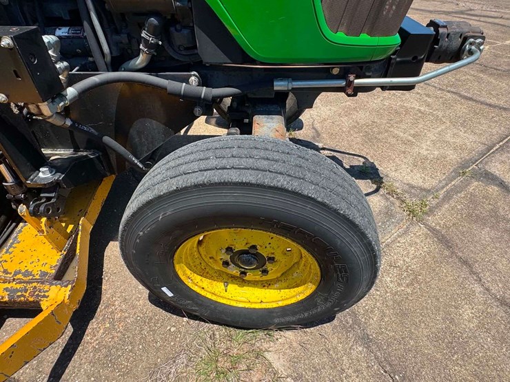 john-deere-5425-image-32