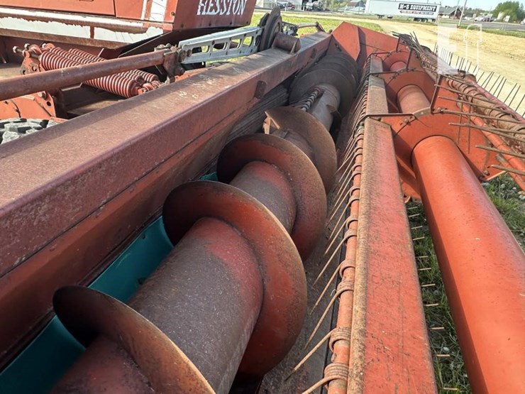 hesston-6650-image-19