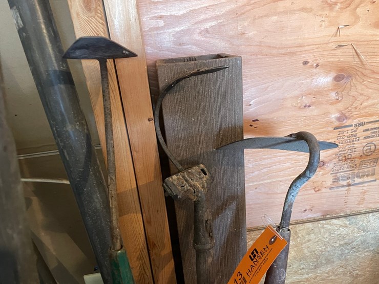 #7013-•-barrel-of-misc.-tools-image-6