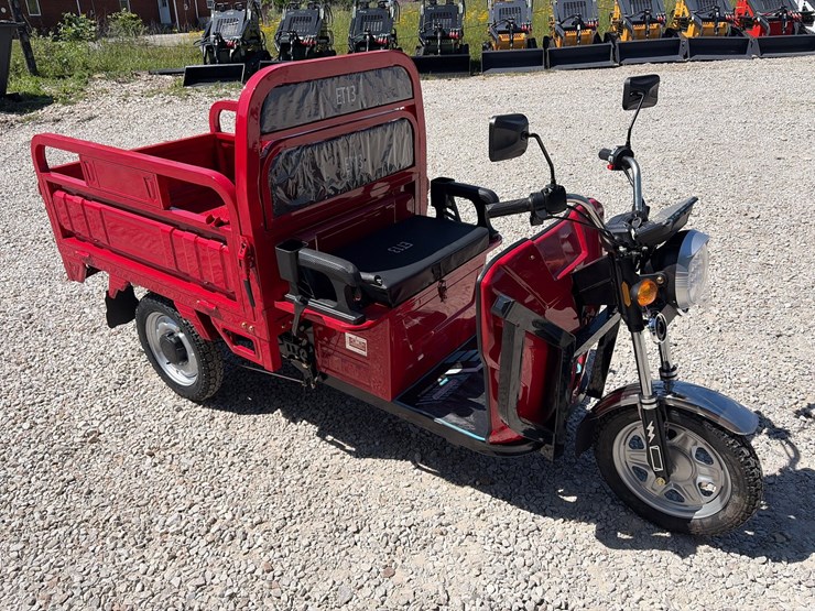 #310-•-unused-2026-et13-electric-tricycle-image-3