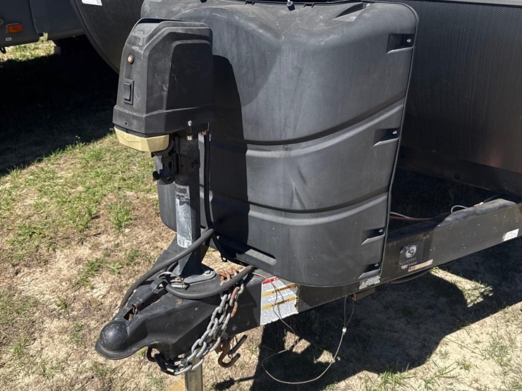 2018-coleman-lantern-edition-263bh-bumper-pull-camper-image-5